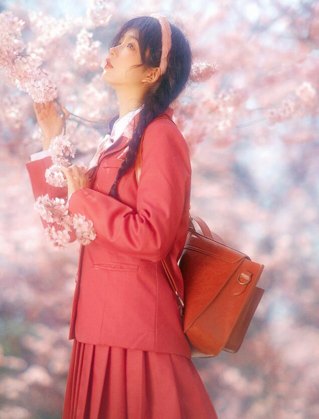 免费的网址日韩一三区