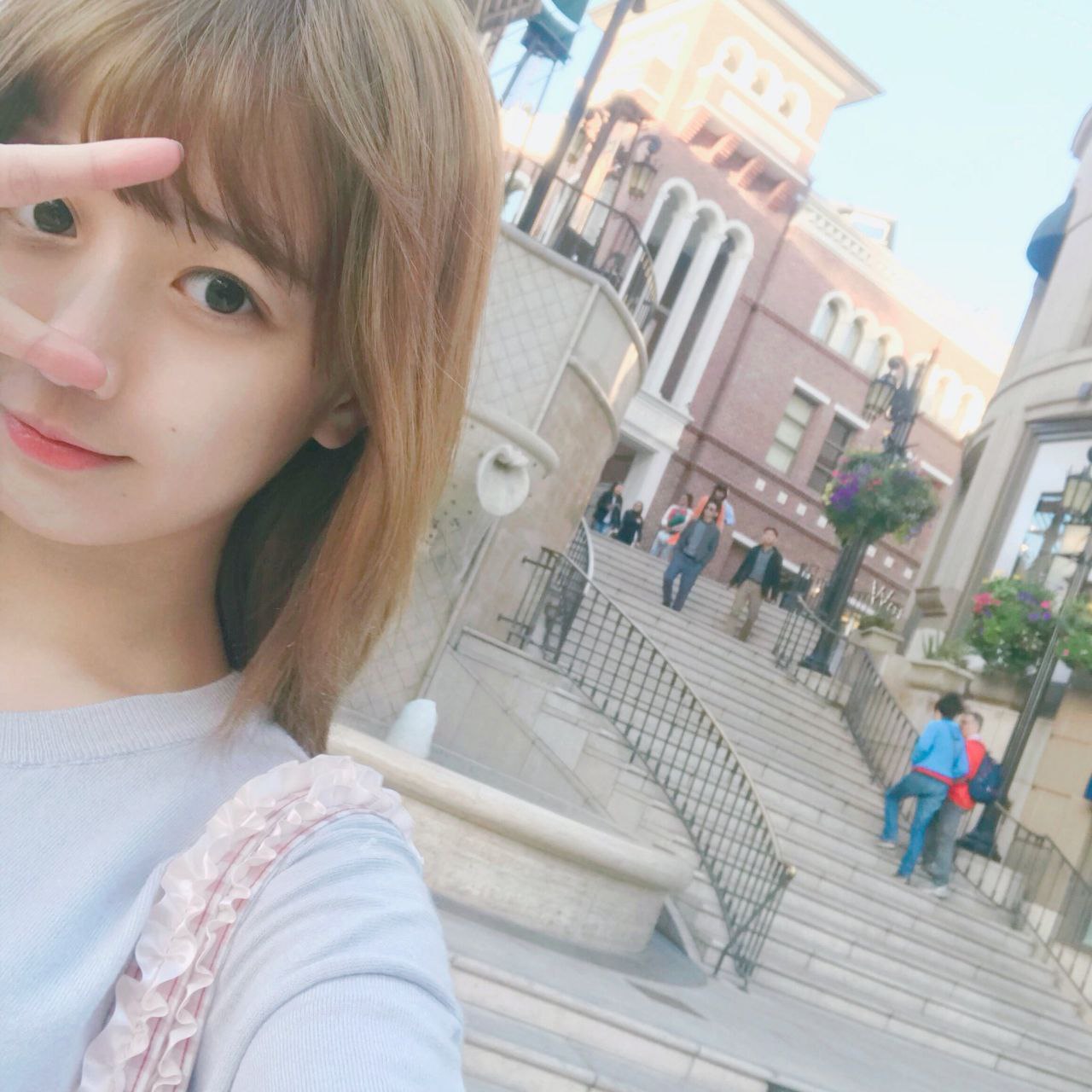 Pacopacomama 110223_932  エッチがご無沙汰なエキゾチックな熟女 ~何をされてもカメラ目線~