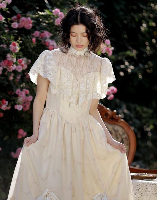 【双飞】美国大兵为队友庆祝生日偷偷找来两个中东妹子玩双飞 轮